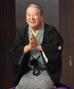 落語家水都家艶笑氏