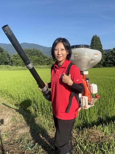 岩朝陽子