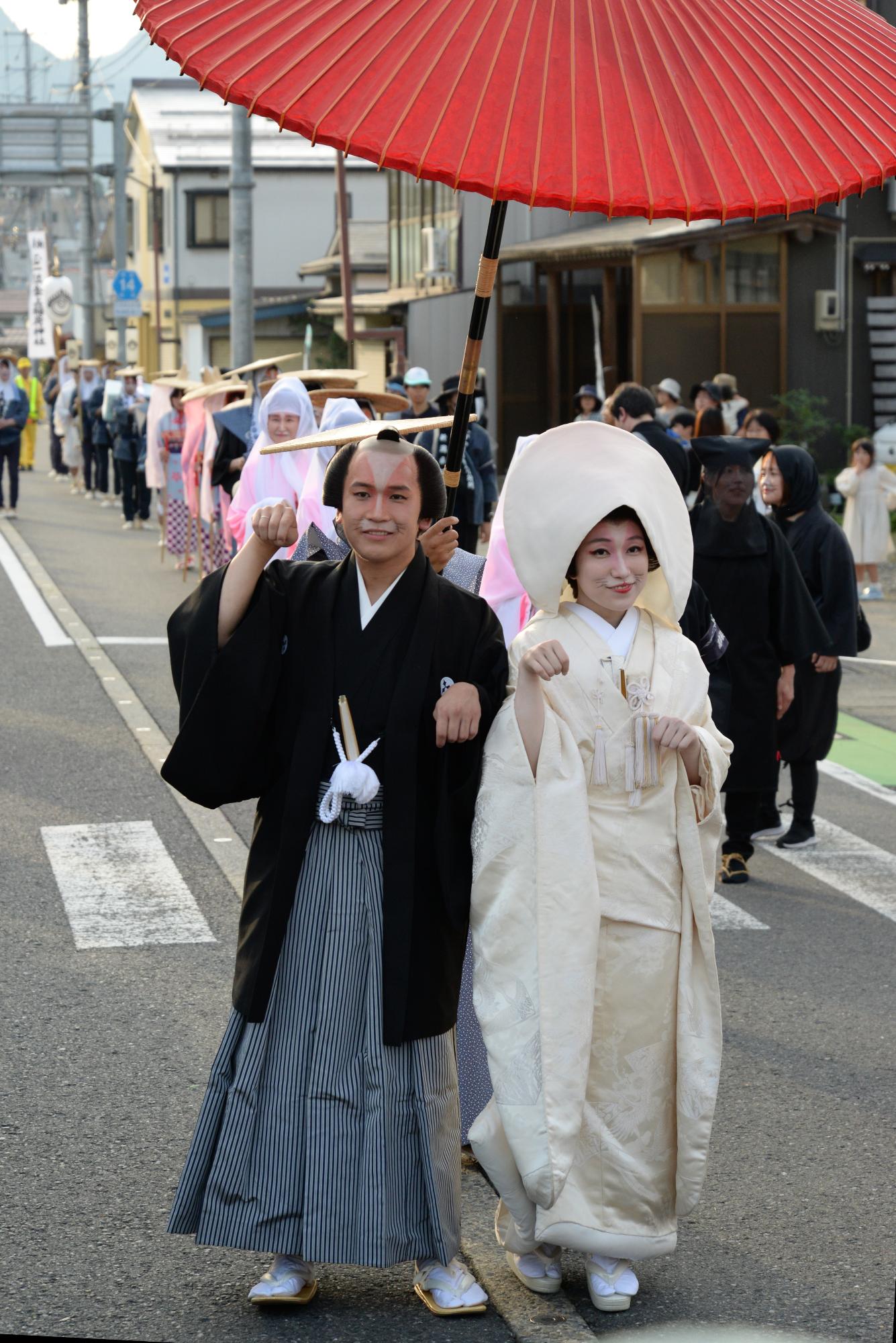つがわ狐の嫁入り行列